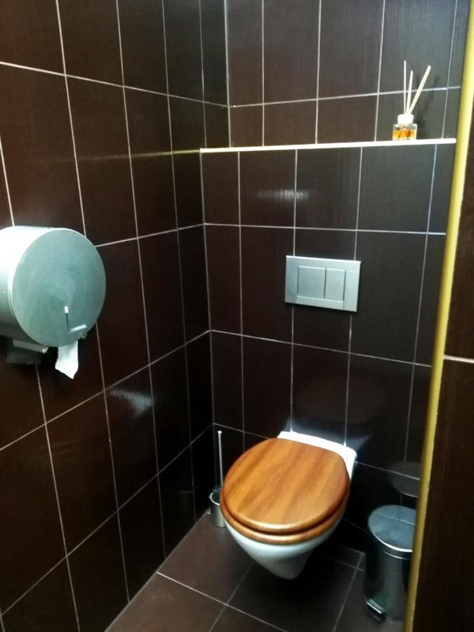Guest House Factory Малацки Екстериор снимка