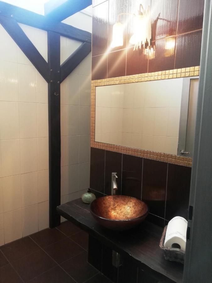 Guest House Factory Малацки Екстериор снимка